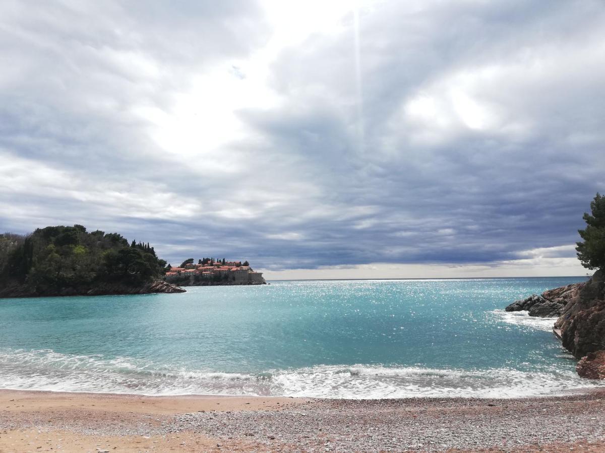 Milan'S Apartments Sveti Stefan Εξωτερικό φωτογραφία