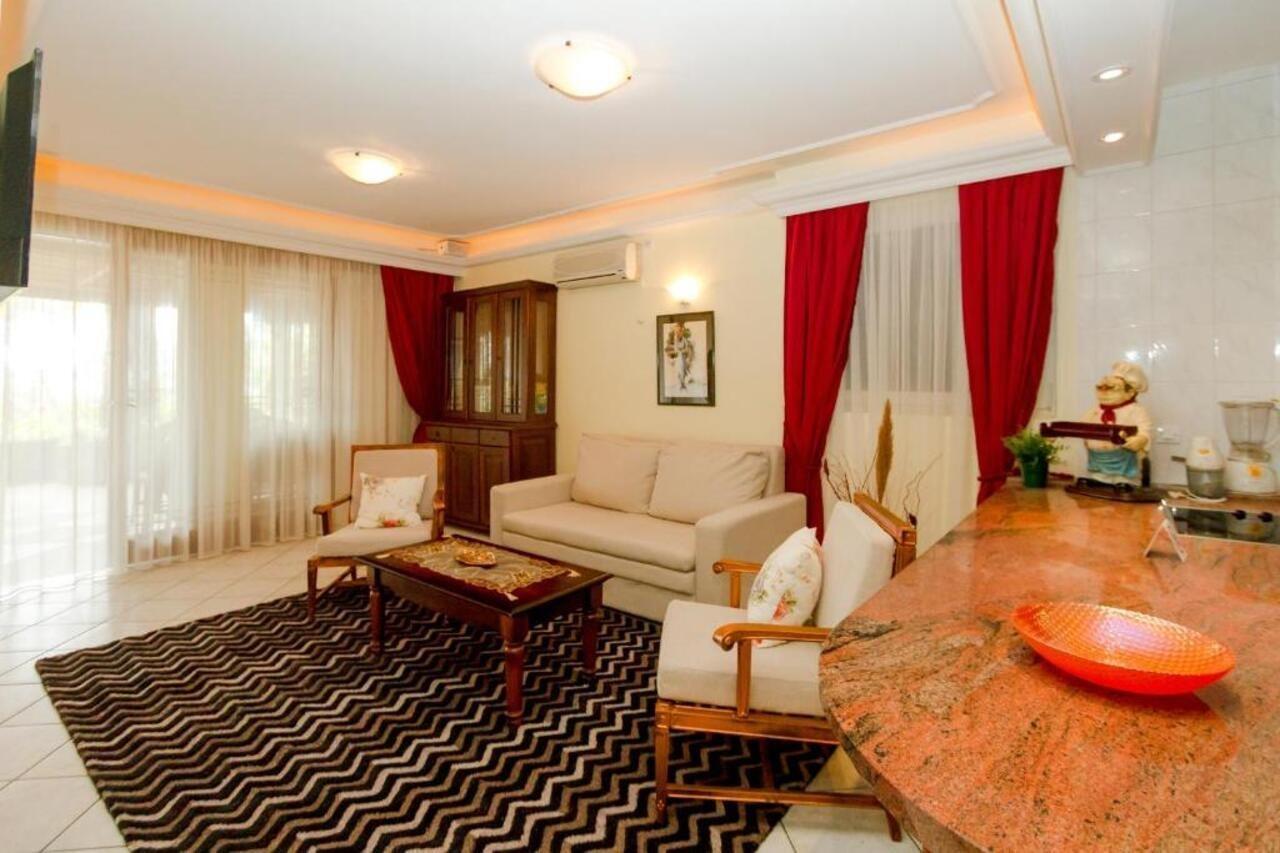 Milan'S Apartments Sveti Stefan Εξωτερικό φωτογραφία