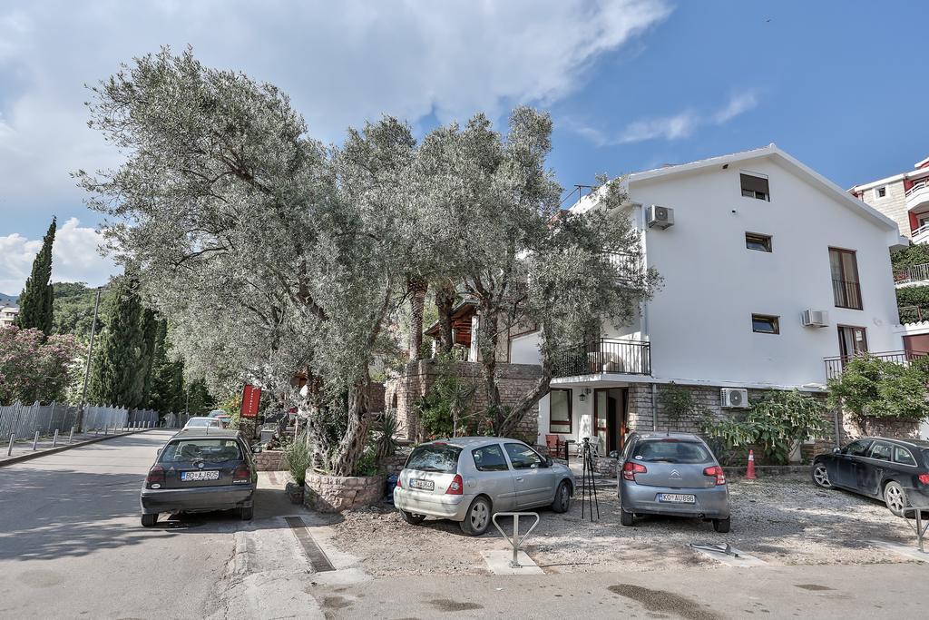 Milan'S Apartments Sveti Stefan Εξωτερικό φωτογραφία