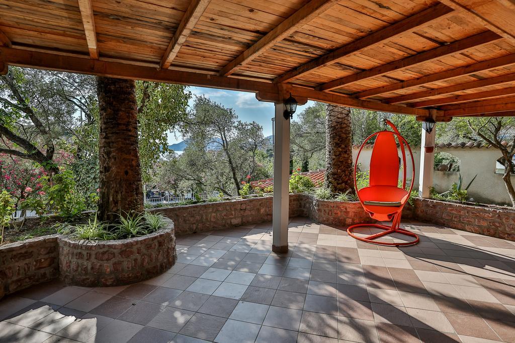 Milan'S Apartments Sveti Stefan Εξωτερικό φωτογραφία