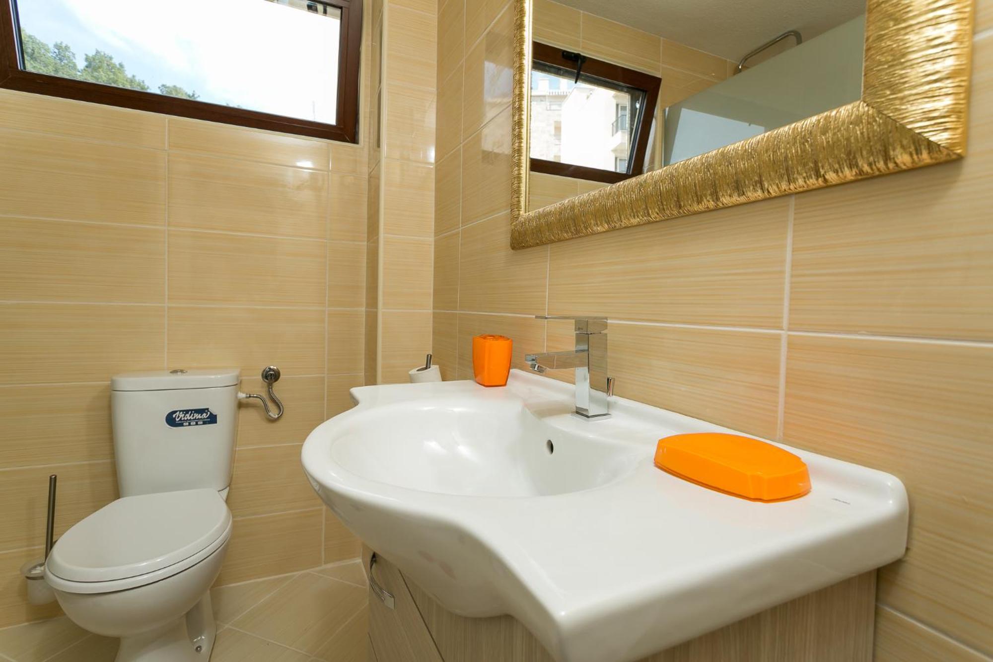 Milan'S Apartments Sveti Stefan Εξωτερικό φωτογραφία