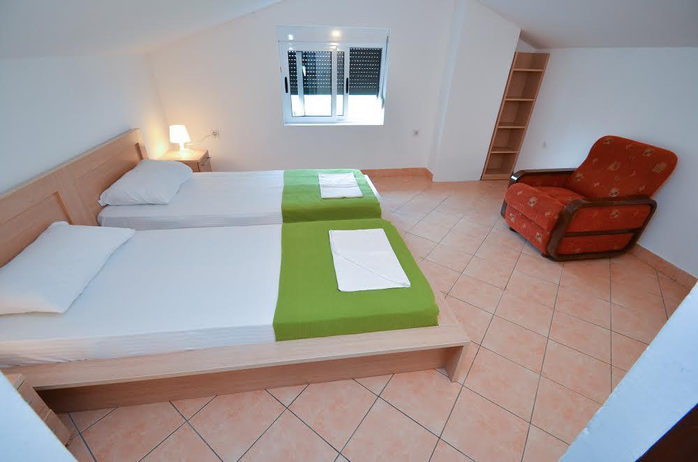 Milan'S Apartments Sveti Stefan Εξωτερικό φωτογραφία
